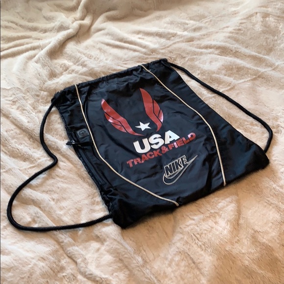 nike track and field drawstring bag
